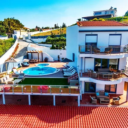Villa Aries *