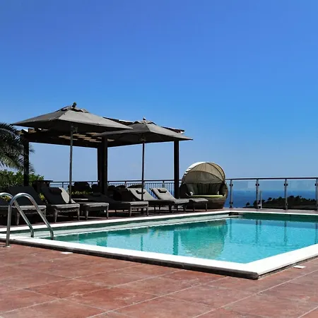Villa Aries *