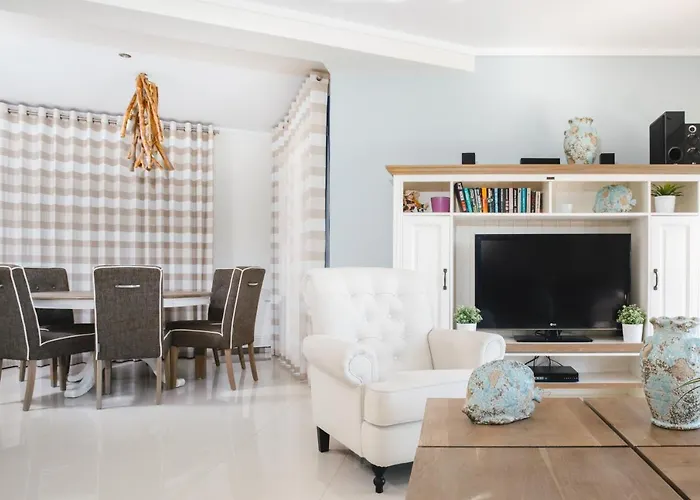 Aries * Kalivia (Skiathos)